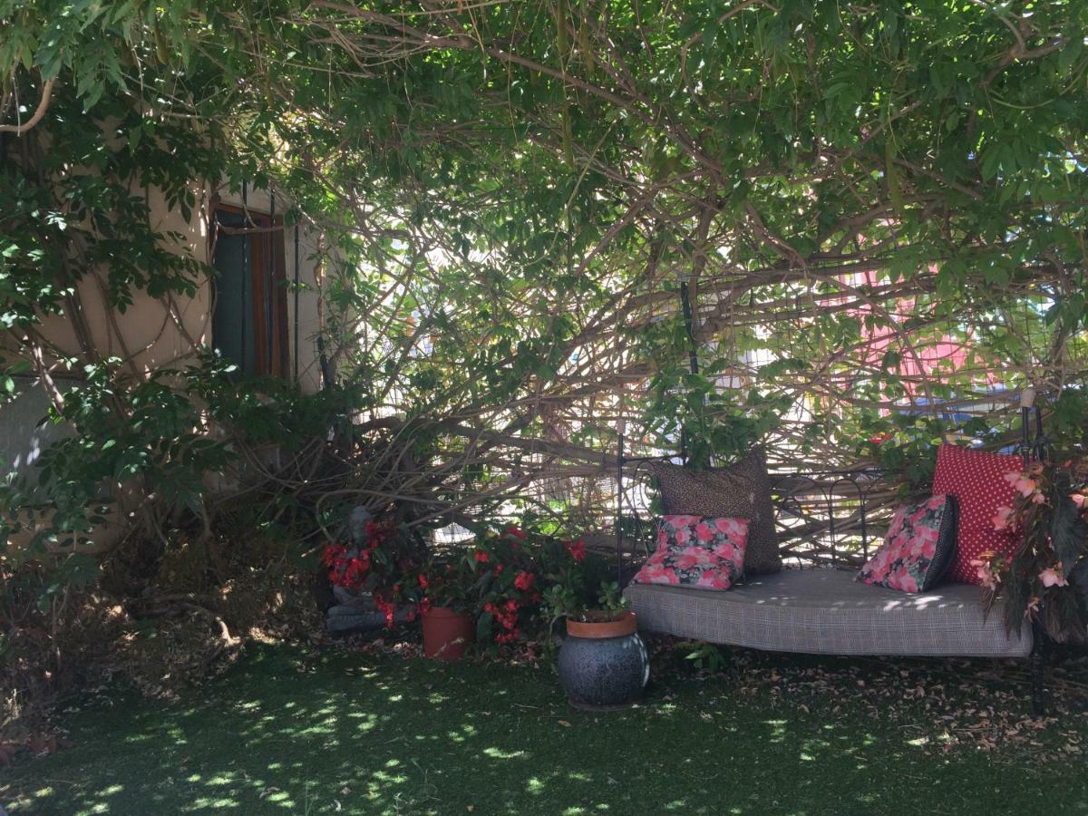 La Chambre Des Etangs Frejus Exterior photo